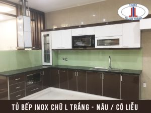 tủ bếp inox cánh kính
