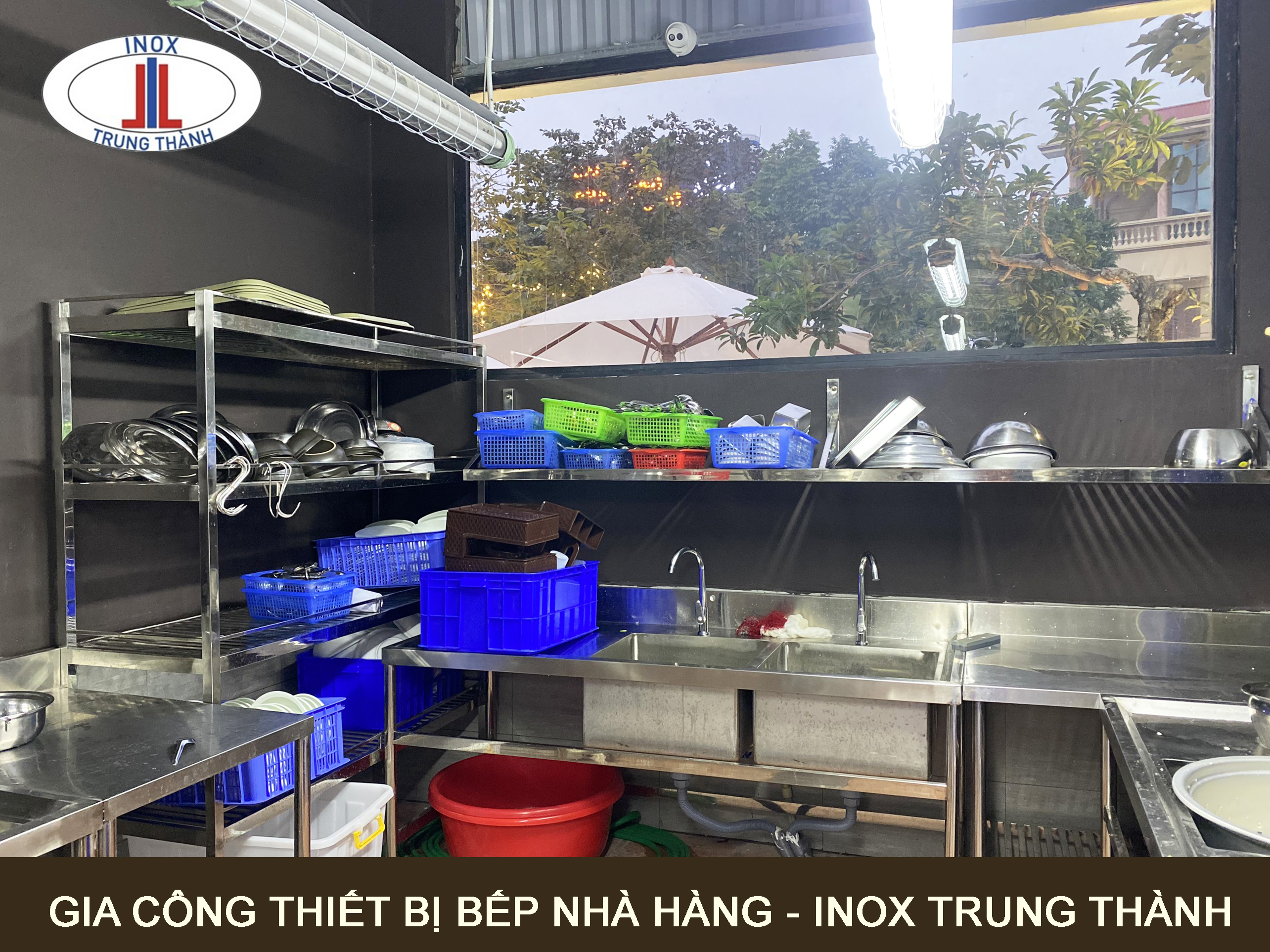 kệ inox 2 tầng nhà bếp