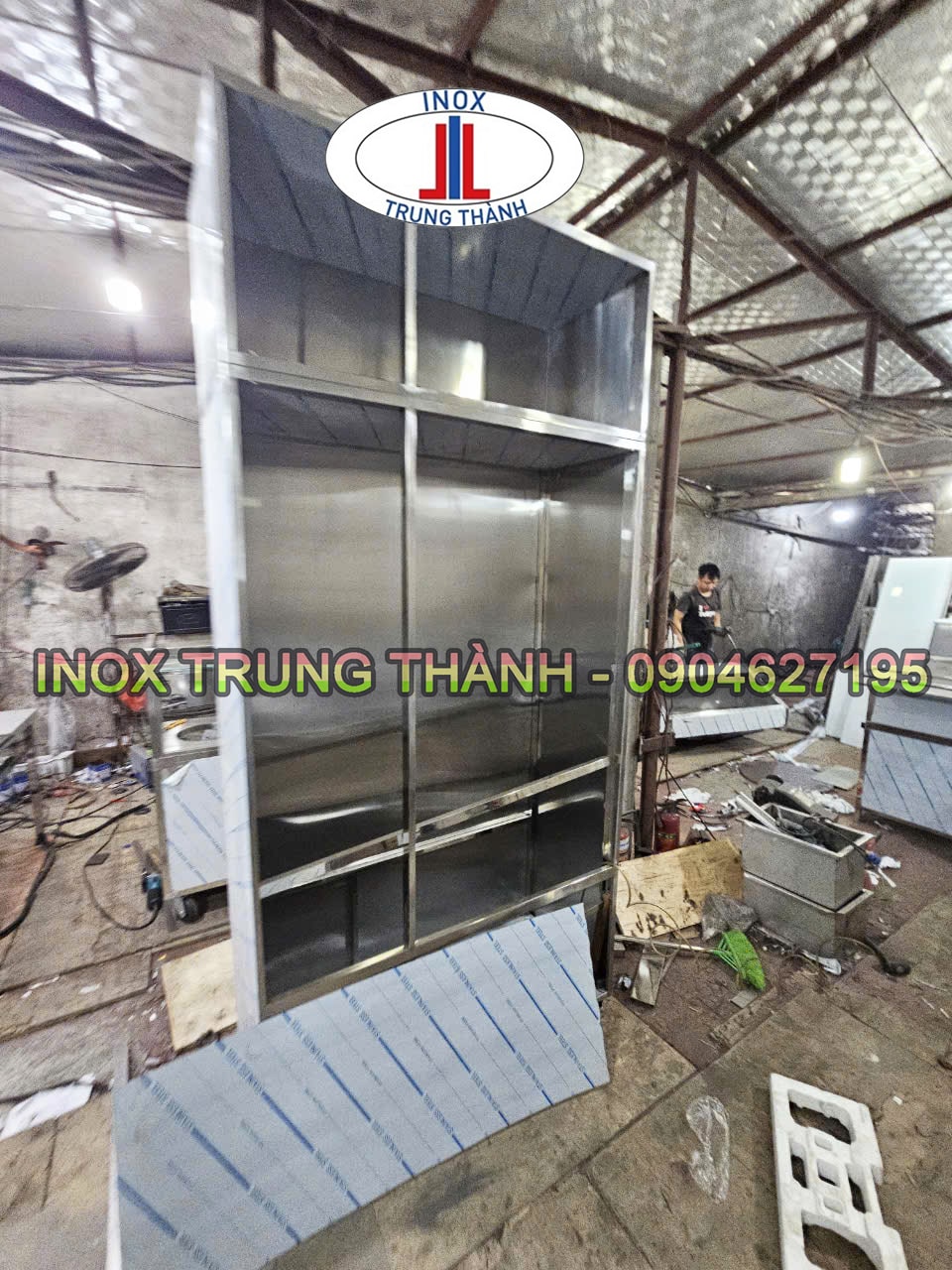 tủ quần áo inox