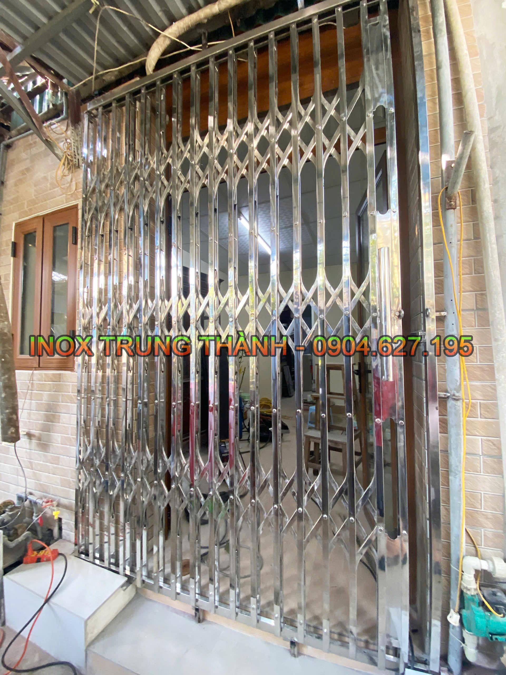 cửa inox