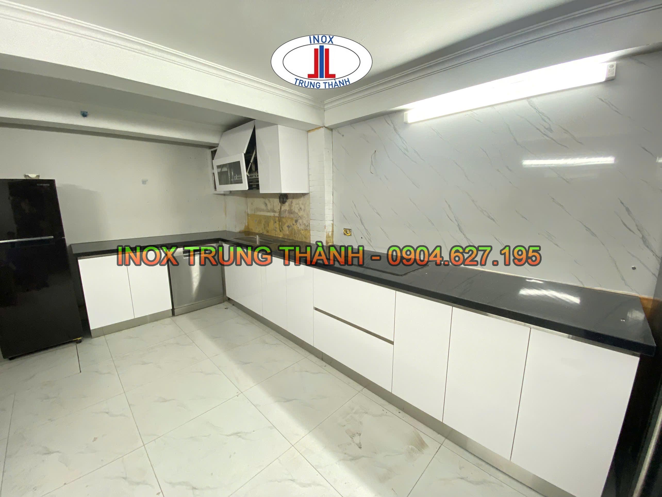 tủ bếp inox
